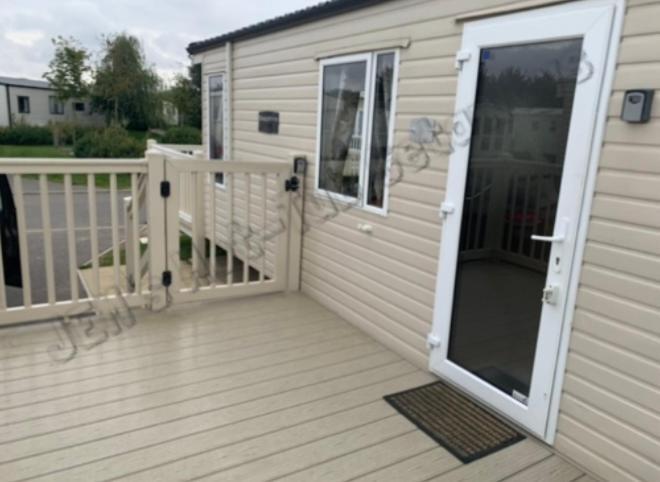 Jems Hot-Tub Getaways 8 Berth At Tattershall Lakes المظهر الخارجي الصورة