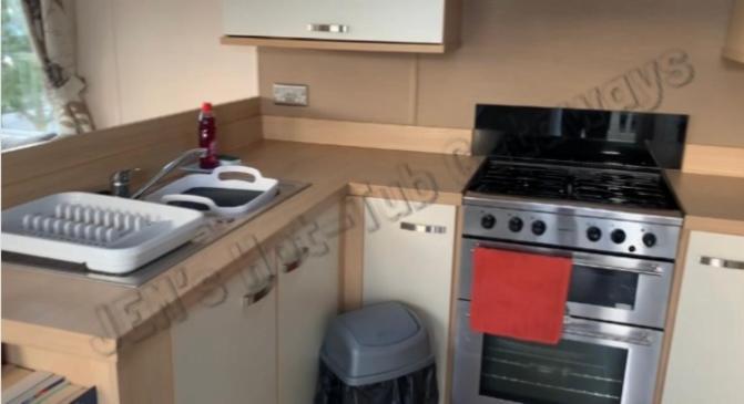 Jems Hot-Tub Getaways 8 Berth At Tattershall Lakes المظهر الخارجي الصورة